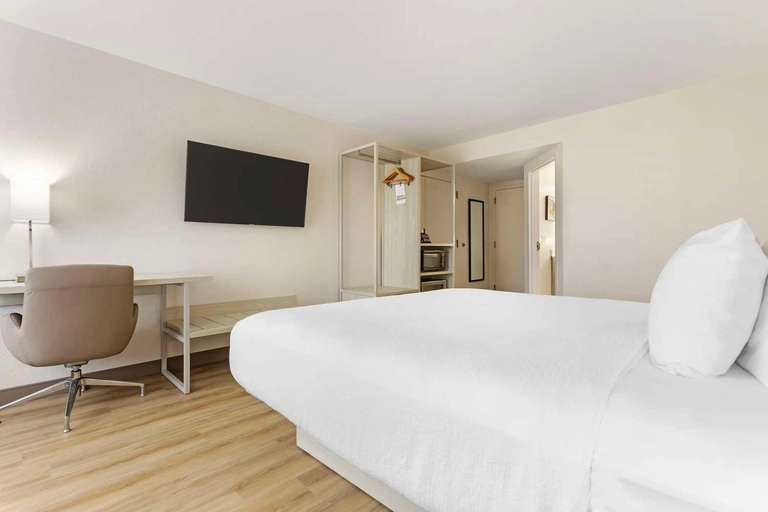 Guest Room NK