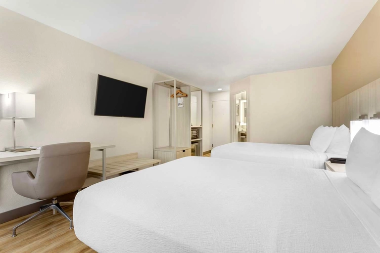 Guest Room NQQ