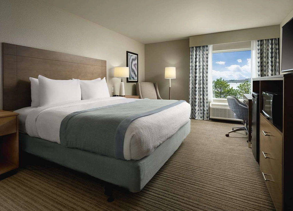 One king geust room