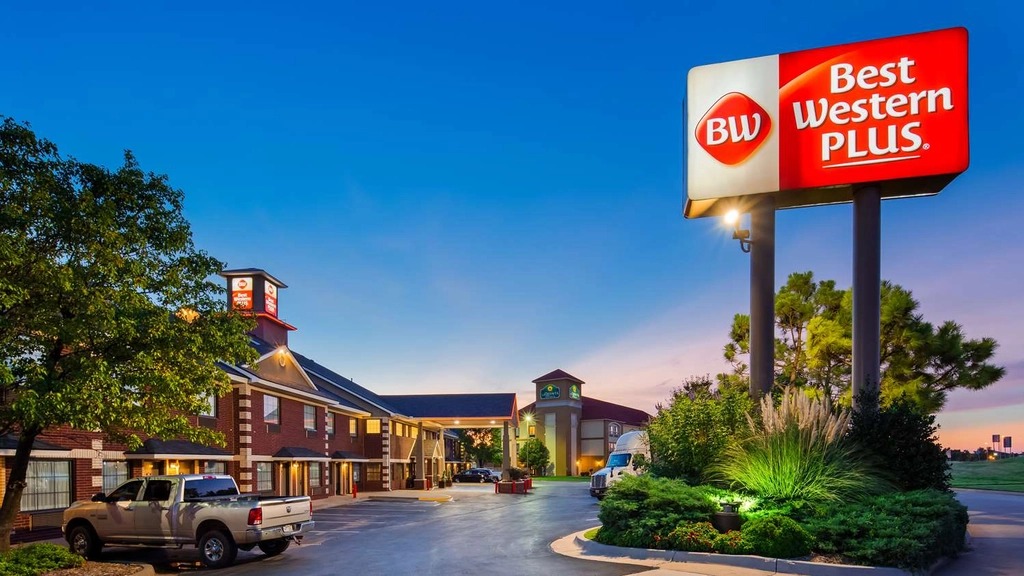 M.K. Guertin Award Best Western Plus Oklahoma City Yukon