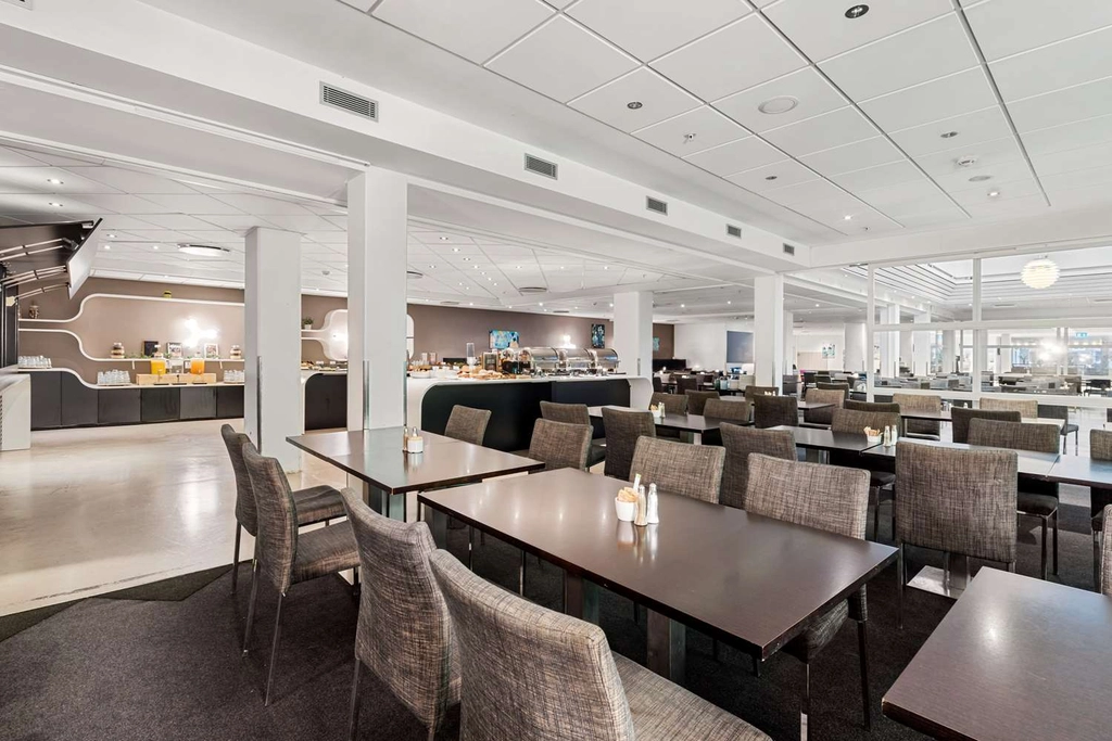 Breakfast restaurant