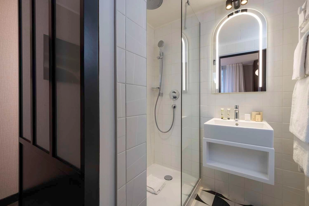 Shower Queen Classic