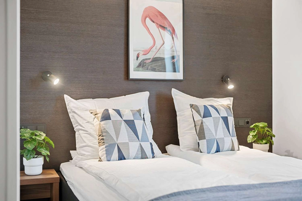 Economy Queen Room