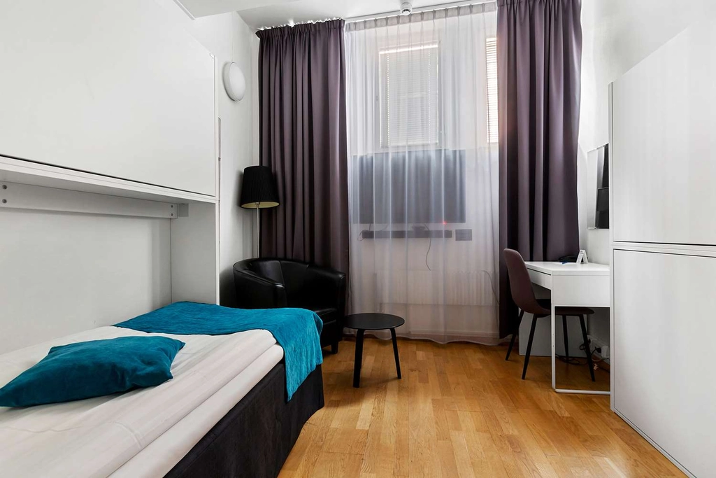 Economy Twin Bunkbed BW Kom Hotel