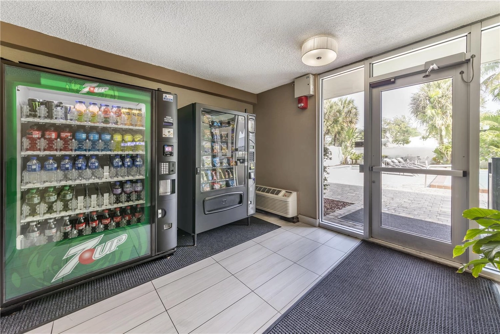 BW Plus North Miami Bal Harbour Vending