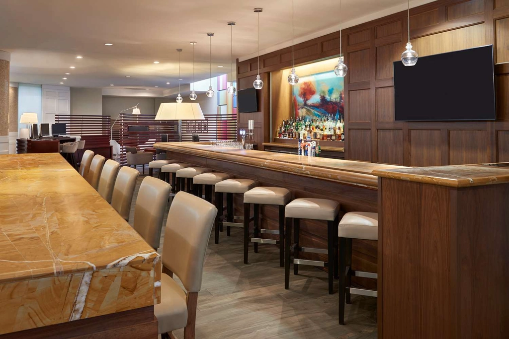Onsite Spirits Bar & Lounge