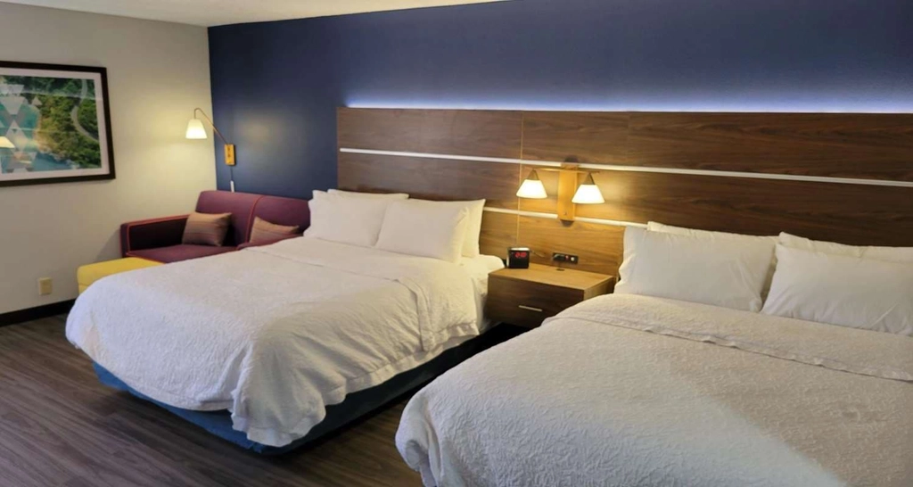 Double Queen Room with Sofabed