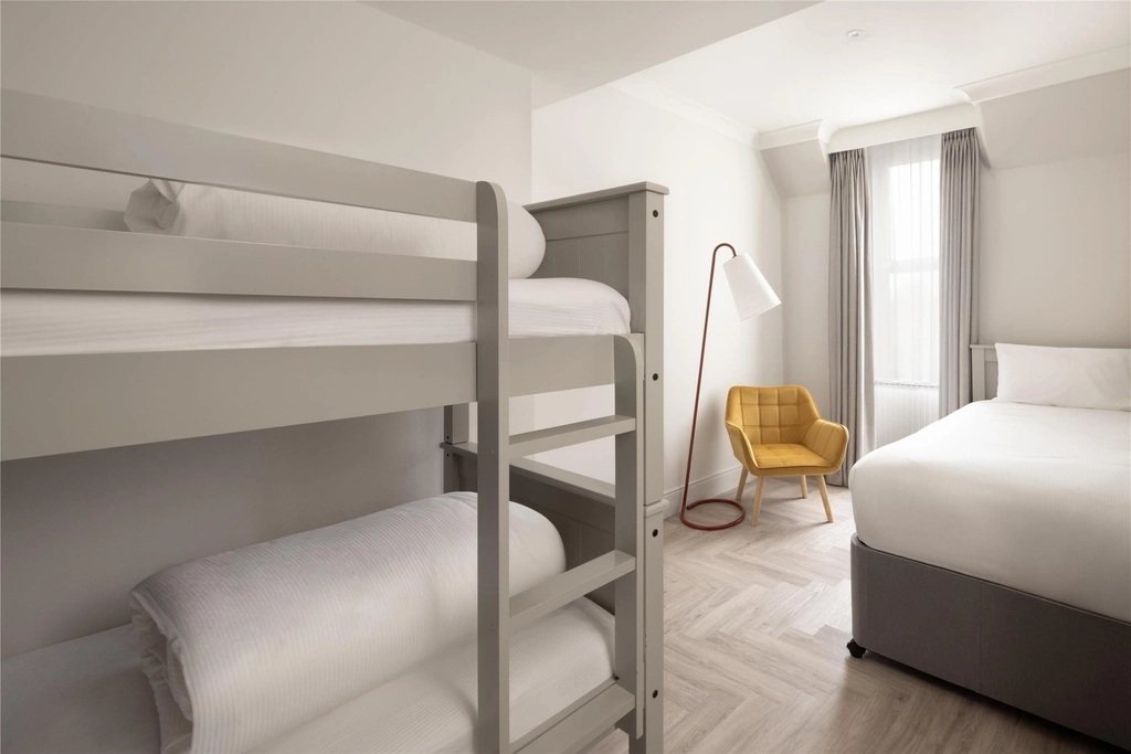 Superior Family with bunkbed