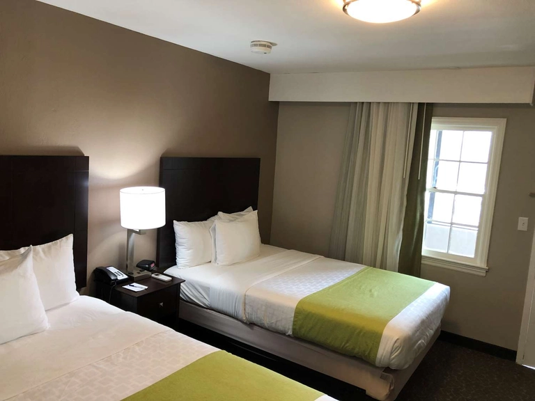 Double Guest Room