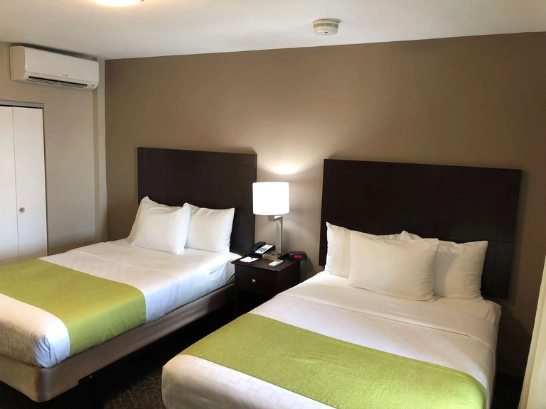 Double Guest Room