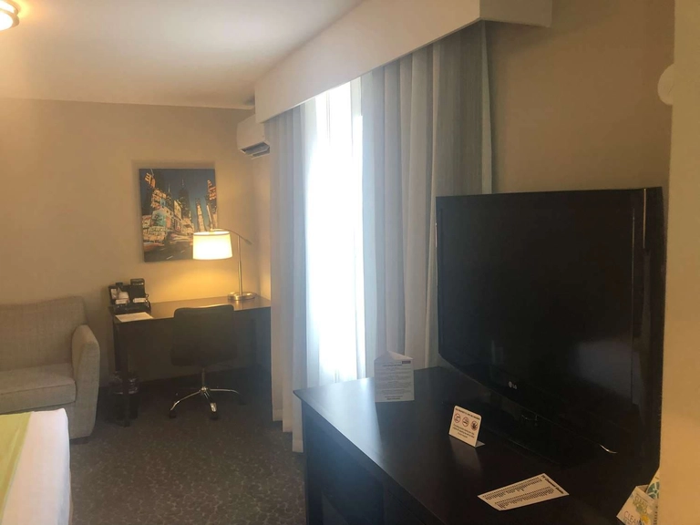 Queen Room