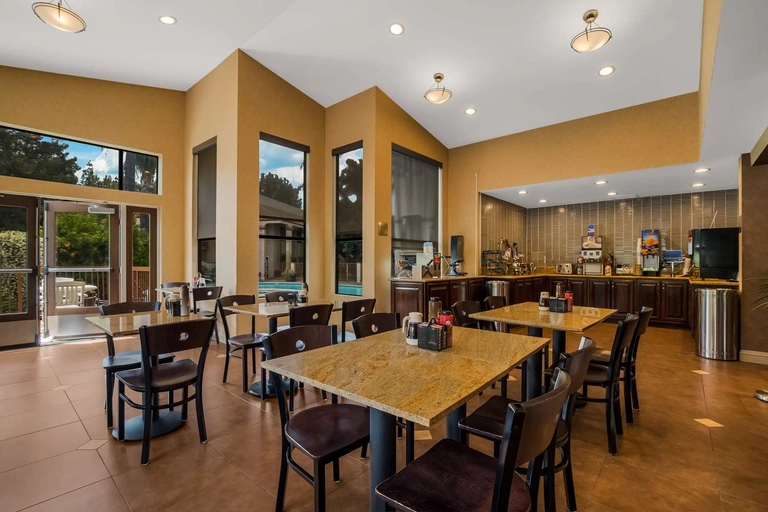 BreakfastArea