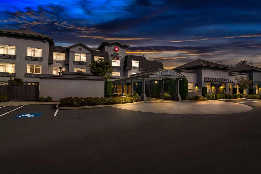 BW PittMeadows BC Twilight