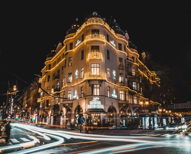 Hotel Kung Carl Entre Street Color