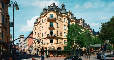 Kung Carl Exterior