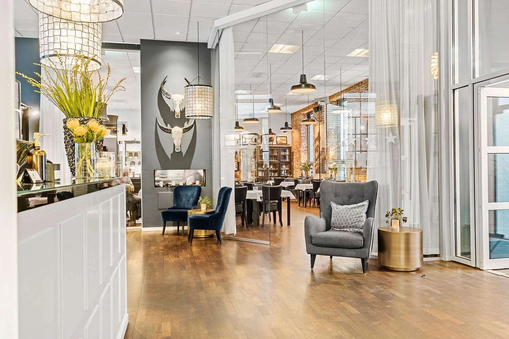 BW Herman Bang lobby