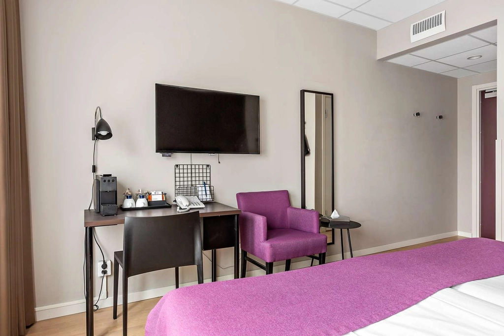 King Standard BW Plus Park Airport Hotel