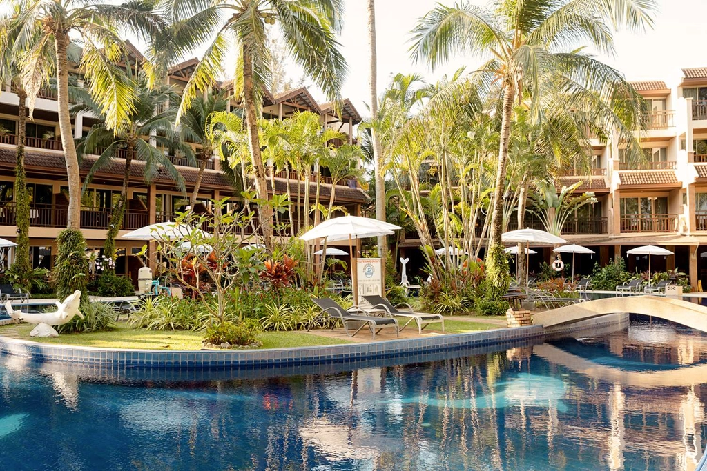 Pool Family Wing