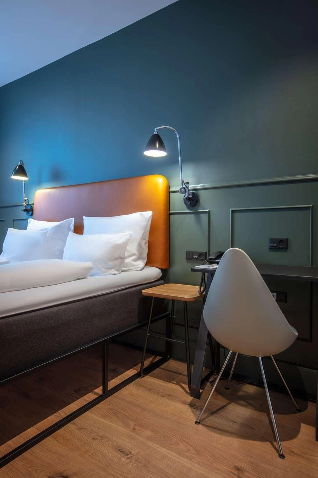 Economy Room