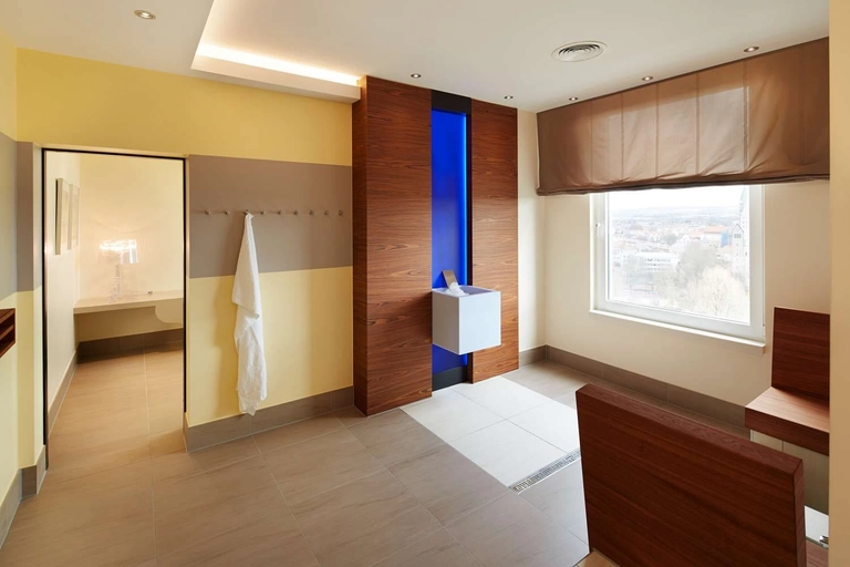Pool - indoor