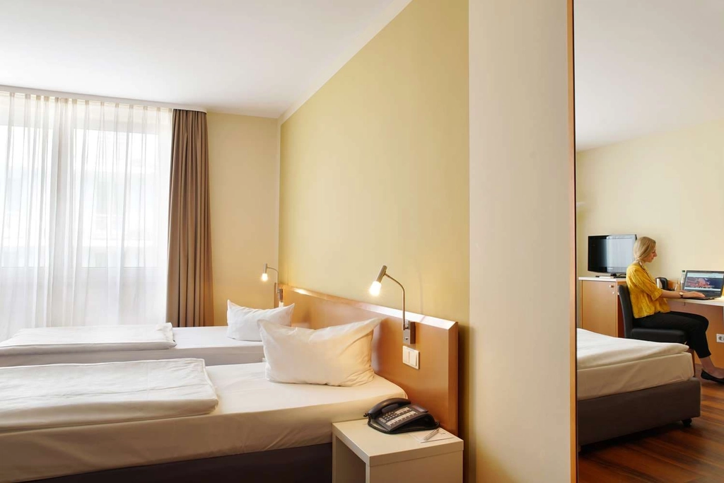 Twin- Bed Room