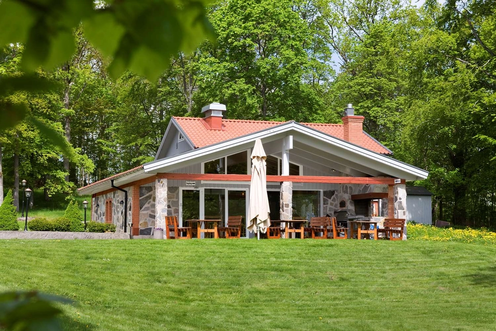 Ballroom with Outdoor Patio