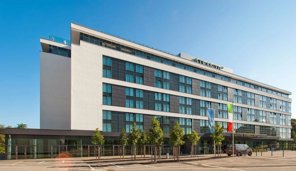 Exterior View at Atlantic Congress Hotel Essen