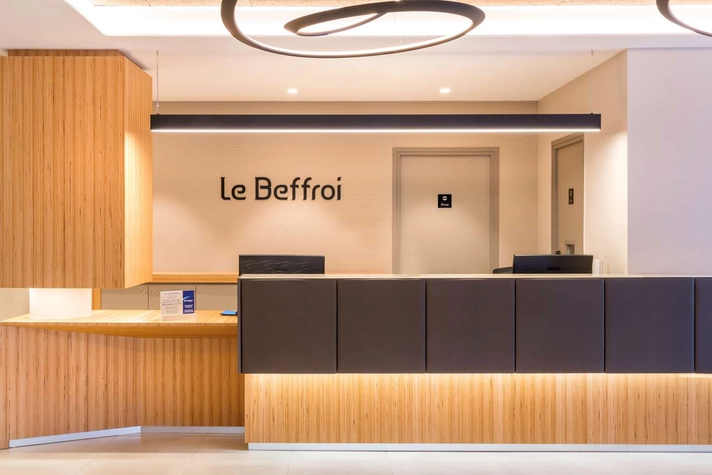 Hotel Reception