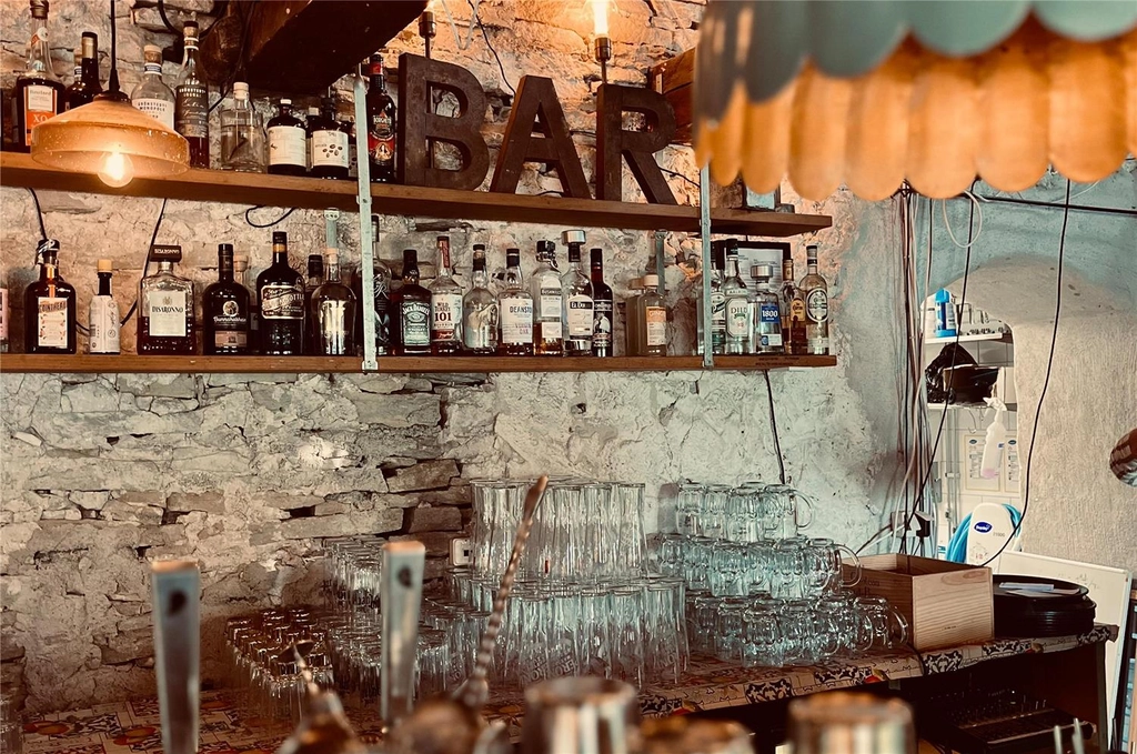 Gra Gasen bar