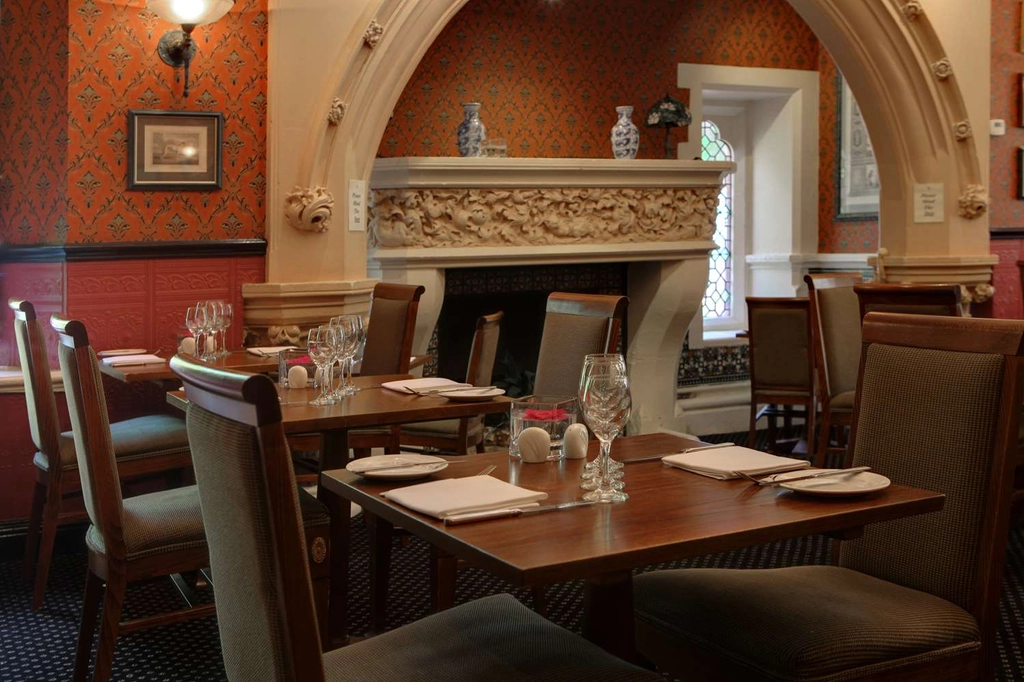grims dyke hotel dining